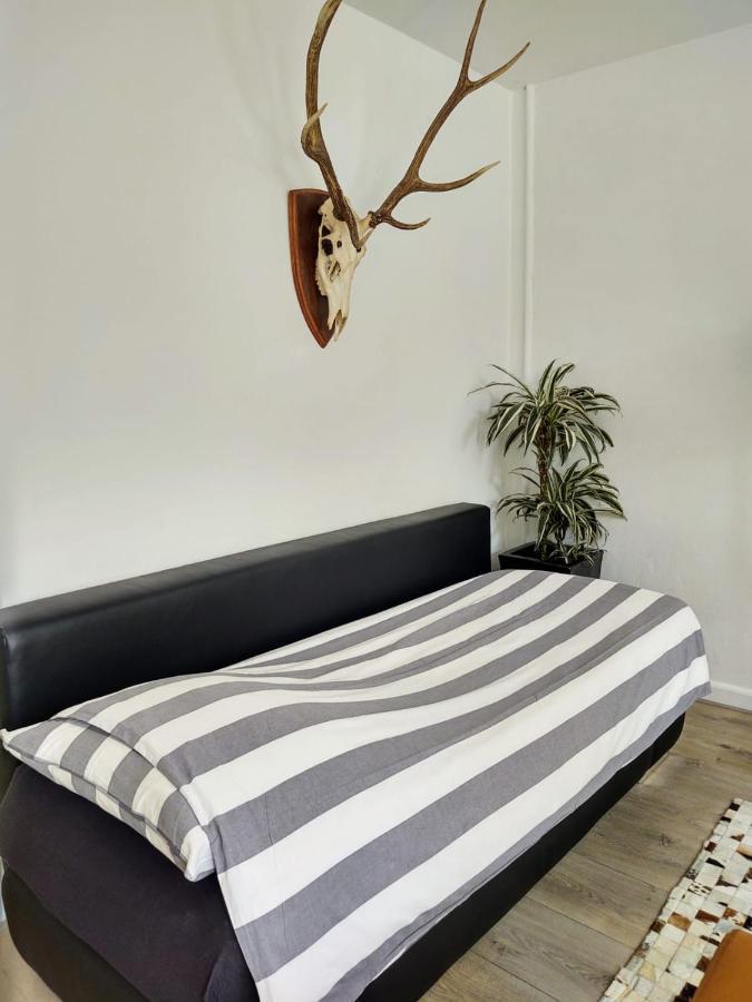 Jordaan Canal View Apartment Amsterdam Exterior photo